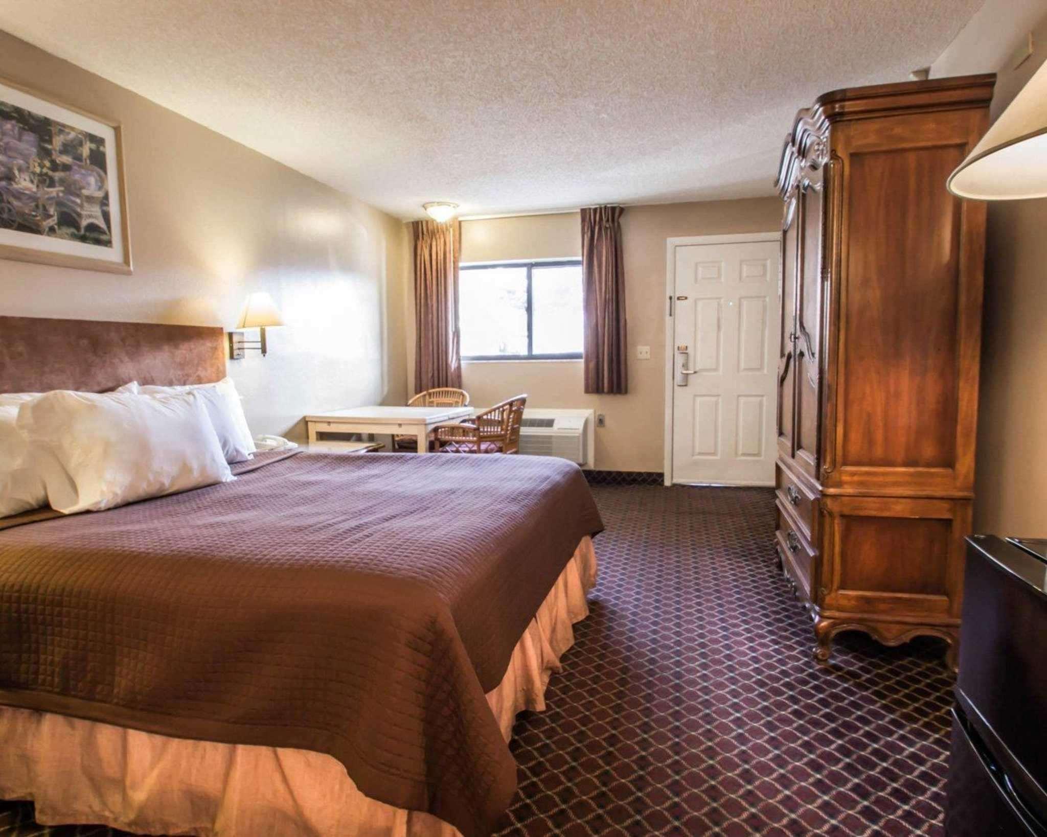 Rodeway Inn Apopka Forest City Exterior foto